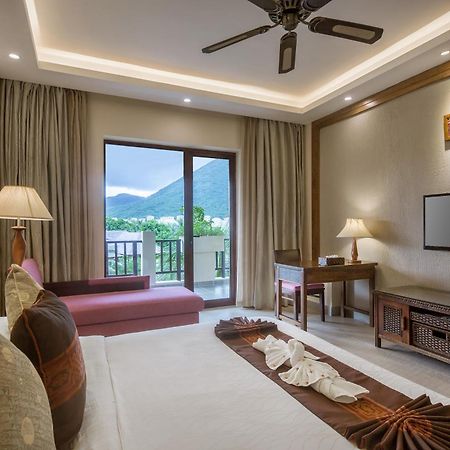 Sanya Yalong Bay Villas & Spa Exteriör bild